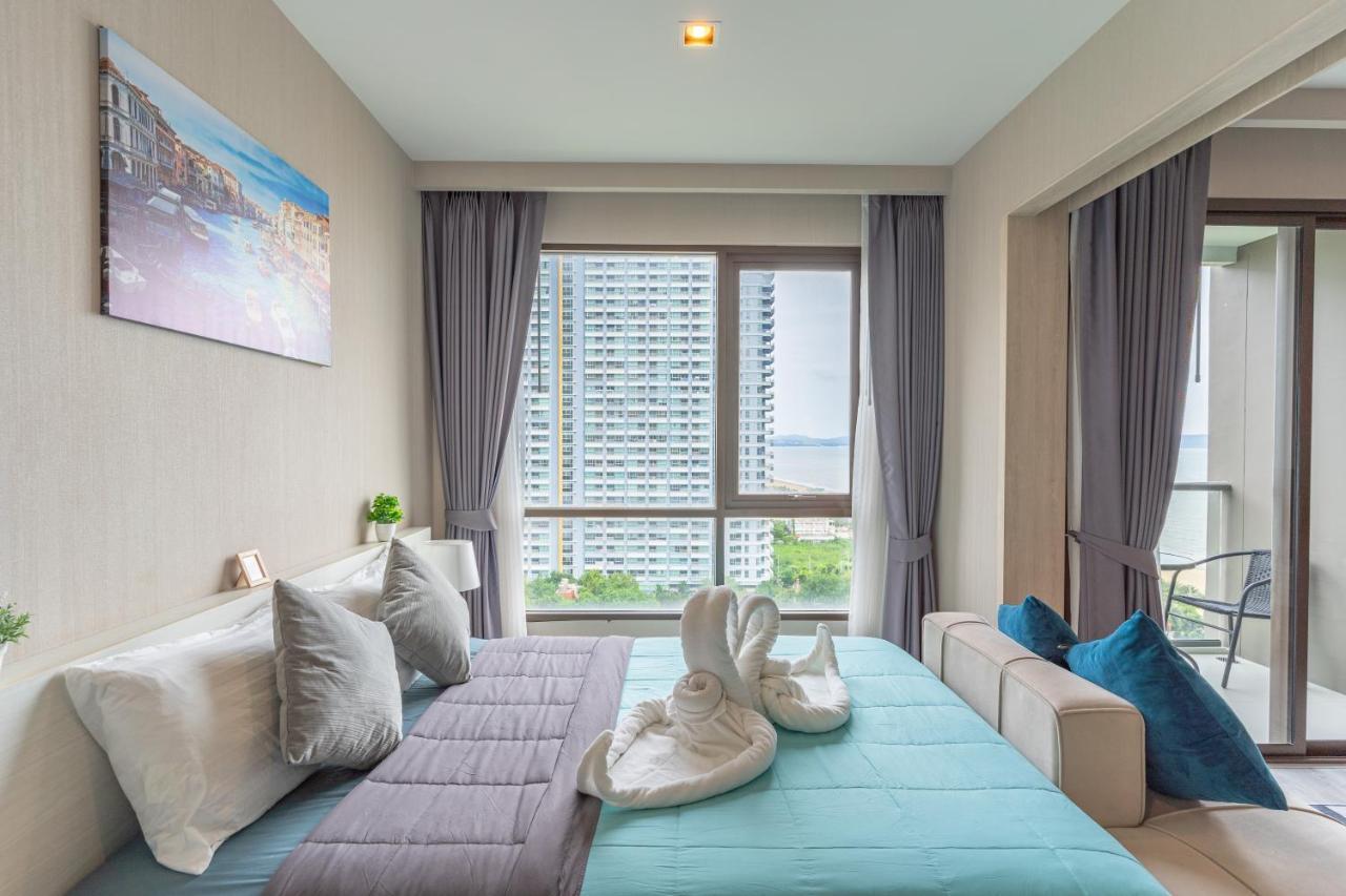 Aeras Beachfront Condominium Jomtien Exterior foto
