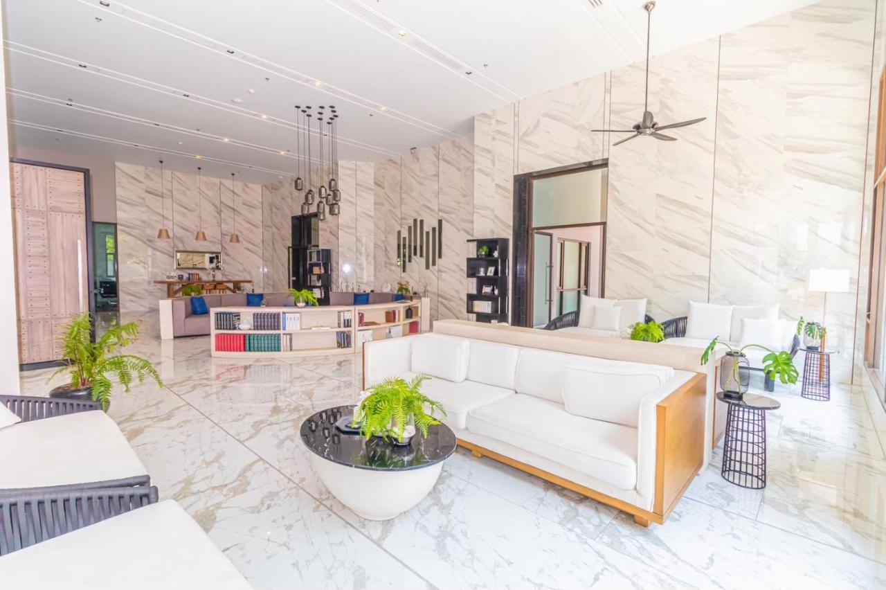 Aeras Beachfront Condominium Jomtien Exterior foto